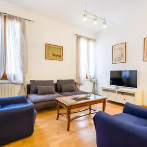 https://apostoli.hotelslidodijesolo.com