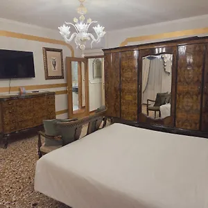 https://ca-dell-arte-luxury.hotelslidodijesolo.com